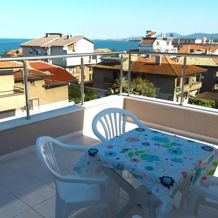 Dobi Konukevi Primorsko