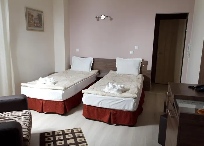 Πανσιόν Dobi 3*